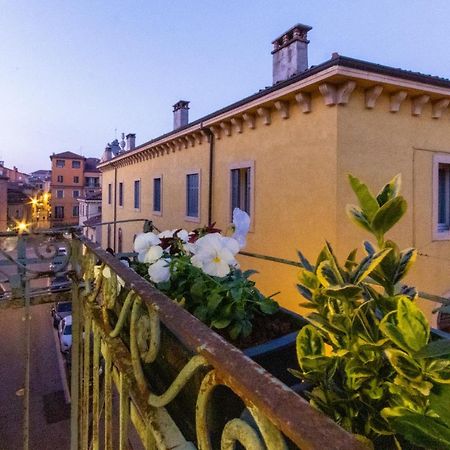 Arela Apartamento Verona Exterior foto